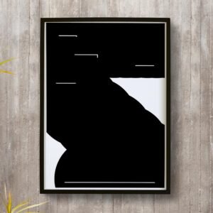 Est?dio El?stico, serigrafia em preto e branco predominantemente em preto, de uma desconstru??o gr?fica lembrando a estrutura de um poster, sem ser um poster de fato. Artista Mariana Abasolo.